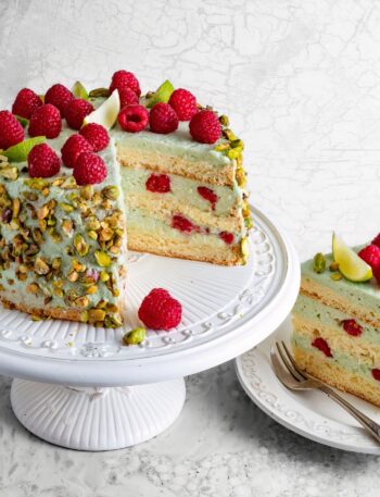 https://www.pontalo.net - Pistachio cake