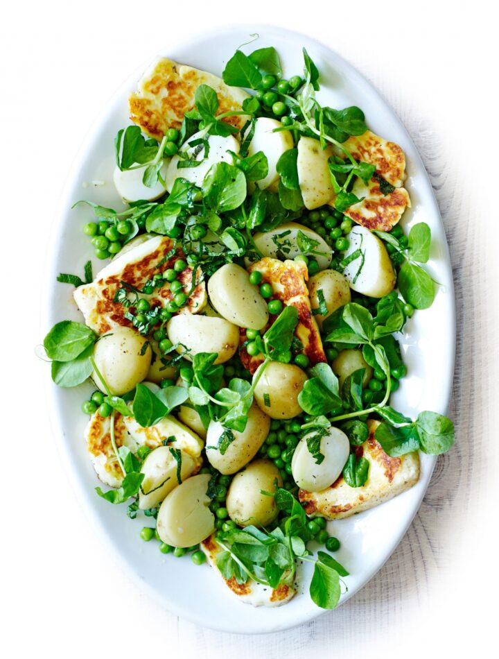 https://www.pontalo.net - Halloumi & pea salad