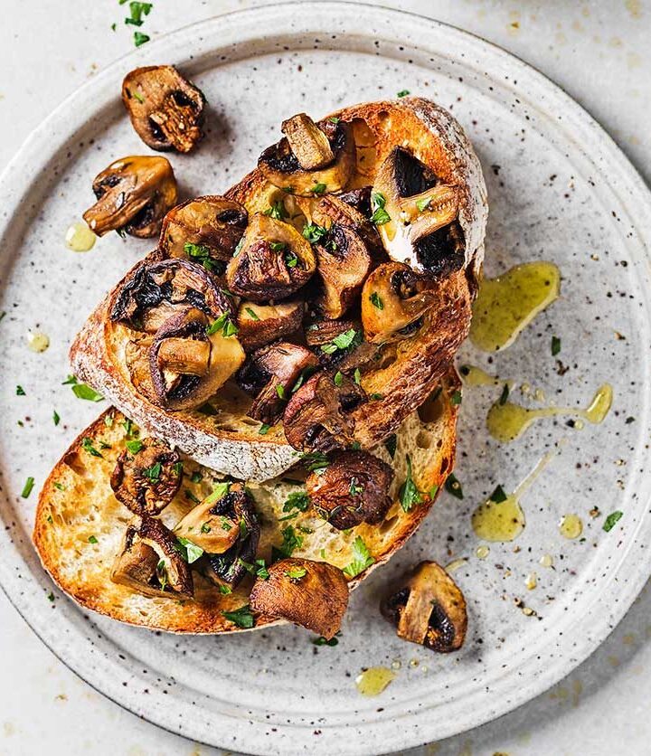 https://www.pontalo.net - Air-fryer mushrooms on toast