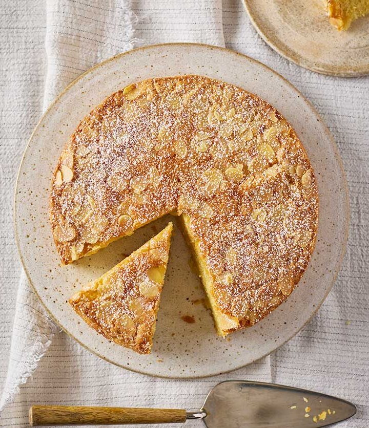 https://www.pontalo.net - Almond cake