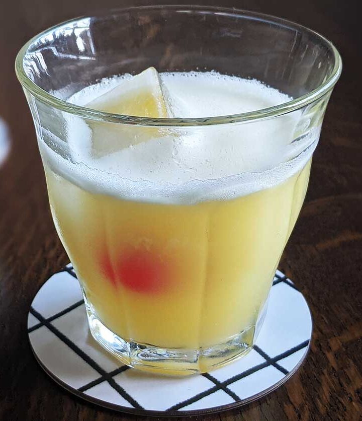 https://www.pontalo.net - Alcohol-free amaretto sour