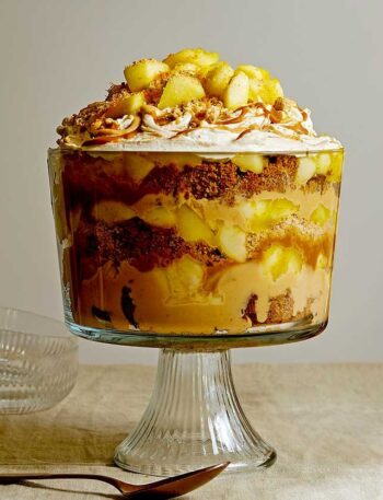 https://www.pontalo.net - Apple crumble trifle