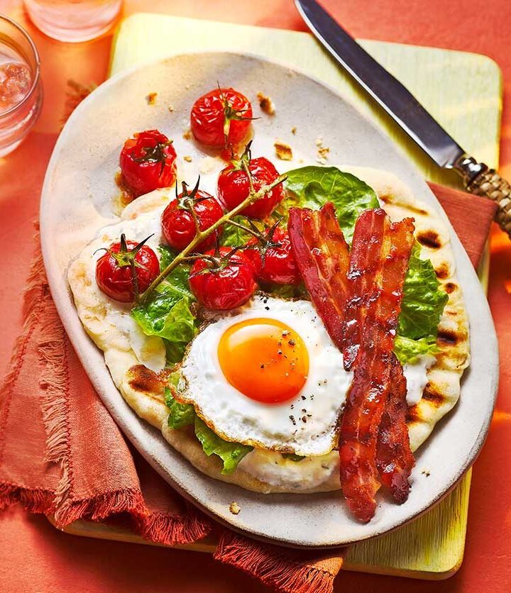 https://www.pontalo.net - Sunny-side-up BLT brunch