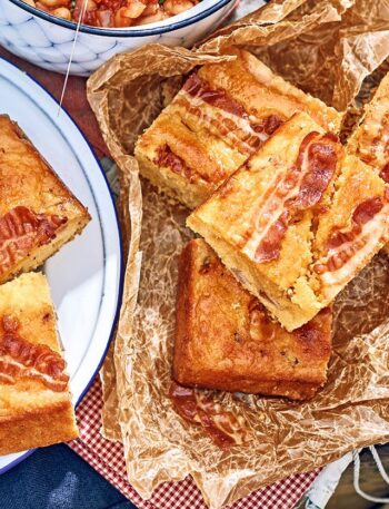 https://www.pontalo.net - Bacon & maple cornbread