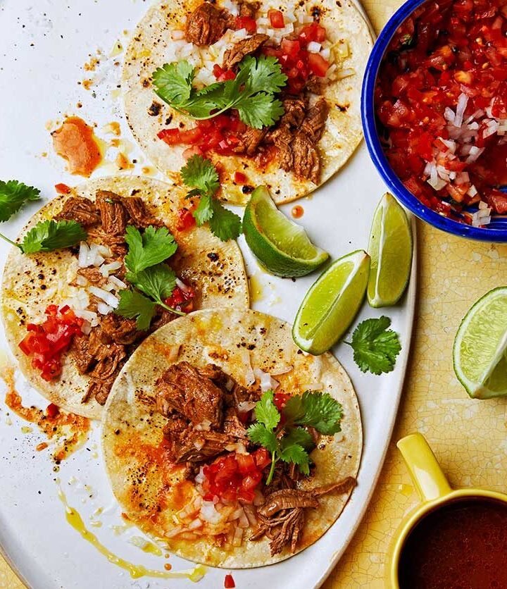 https://www.pontalo.net - Birria tacos