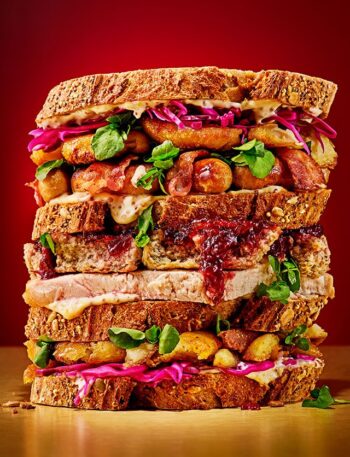 https://www.pontalo.net - Best ever Christmas leftovers sandwich