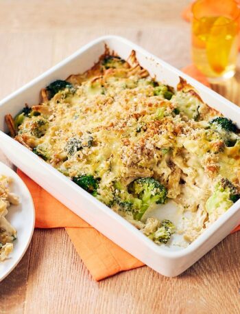 https://www.pontalo.net - Broccoli cheese with wholemeal pasta & brown breadcrumbs