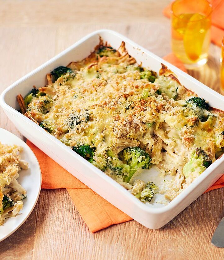 https://www.pontalo.net - Broccoli cheese with wholemeal pasta & brown breadcrumbs