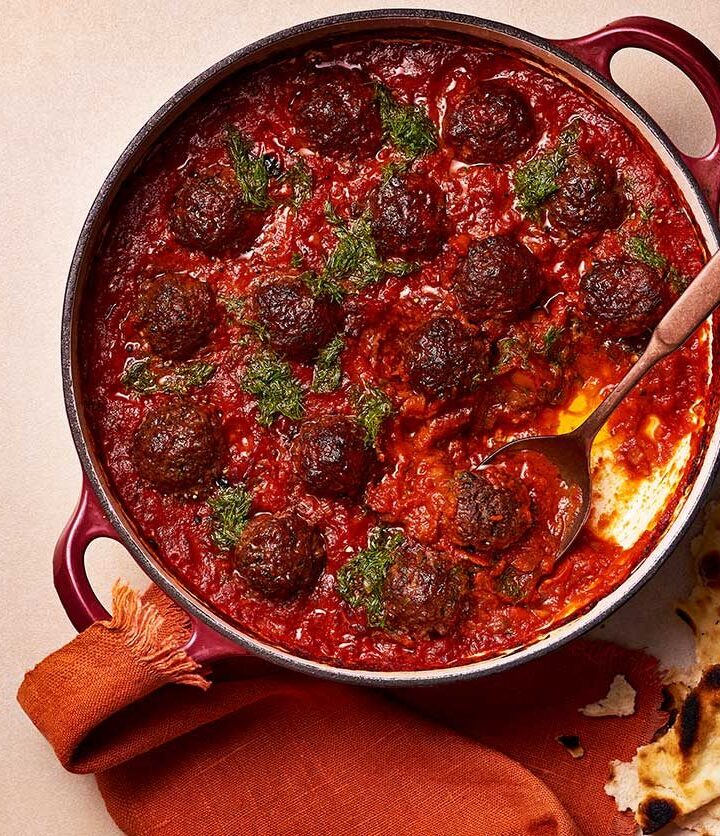 https://www.pontalo.net - Meatballs in tomato