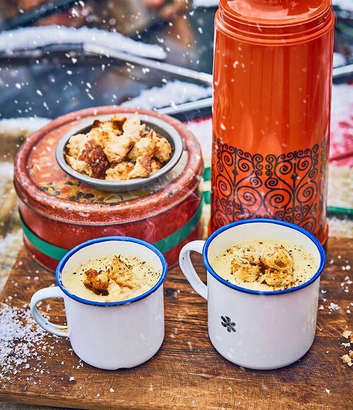 https://www.pontalo.net - Cheesy cauliflower flask soup