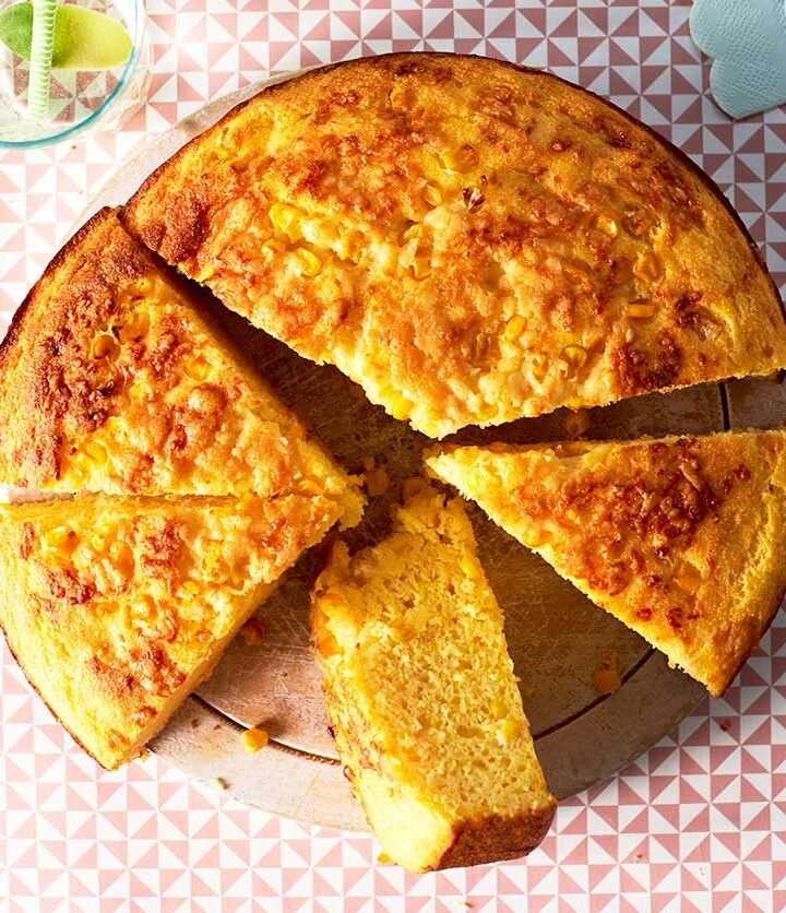 https://www.pontalo.net - Cheesy sweetcorn cornbread