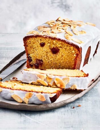 https://www.pontalo.net - Cherry loaf cake