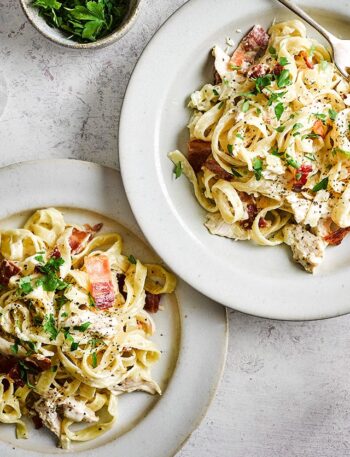 https://www.pontalo.net - Chicken & bacon pasta