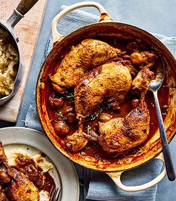 https://www.pontalo.net - One-pot chicken chasseur