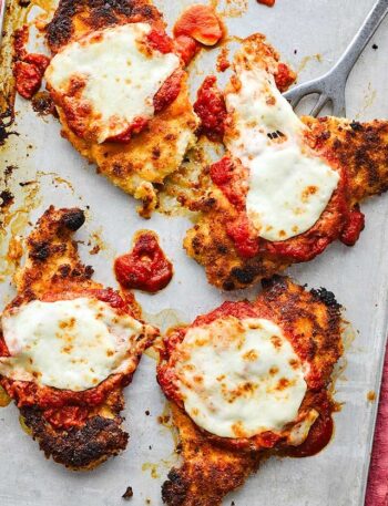 https://www.pontalo.net - Classic chicken parmigiana