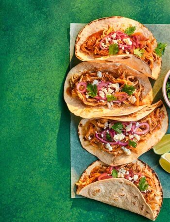 https://www.pontalo.net - Chicken tinga tacos