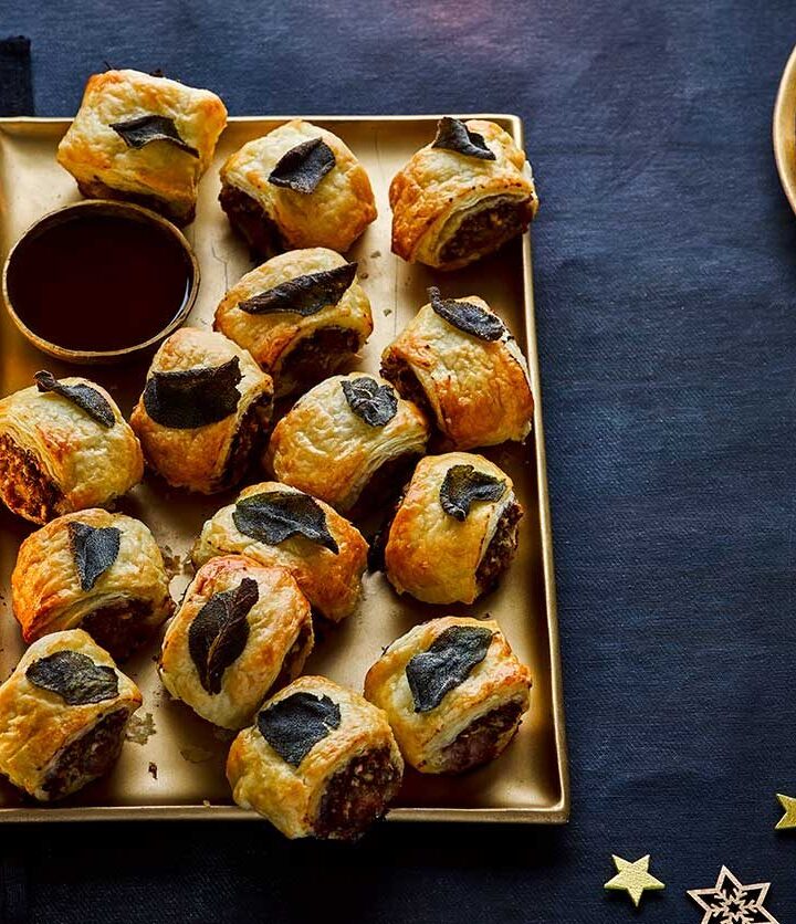 https://www.pontalo.net - Christmas dinner sausage roll