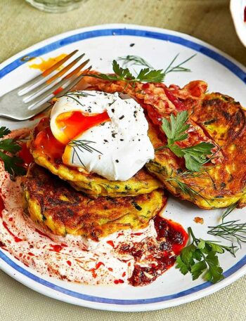 https://www.pontalo.net - Courgette & ricotta fritters with poached eggs & harissa yogurt