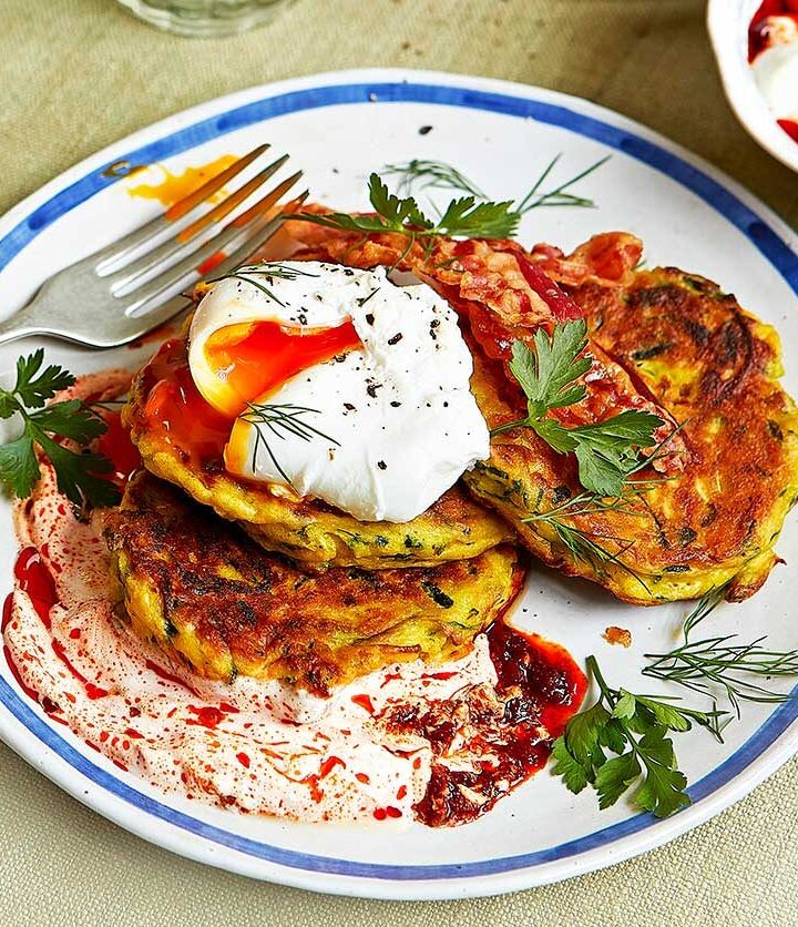 https://www.pontalo.net - Courgette & ricotta fritters with poached eggs & harissa yogurt