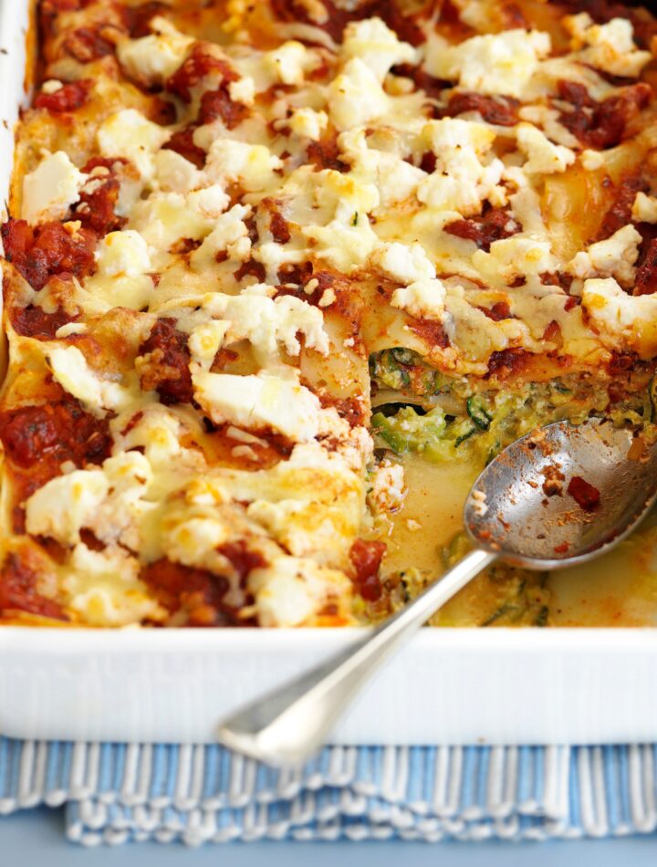 https://www.pontalo.net - Creamy courgette lasagne