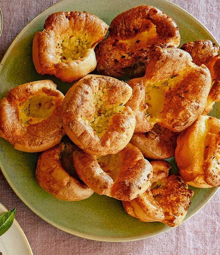 https://www.pontalo.net - Crumbed yorkshire puddings with thyme