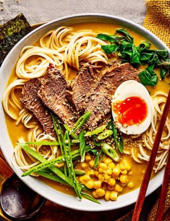 https://www.pontalo.net - Curried brisket ramen