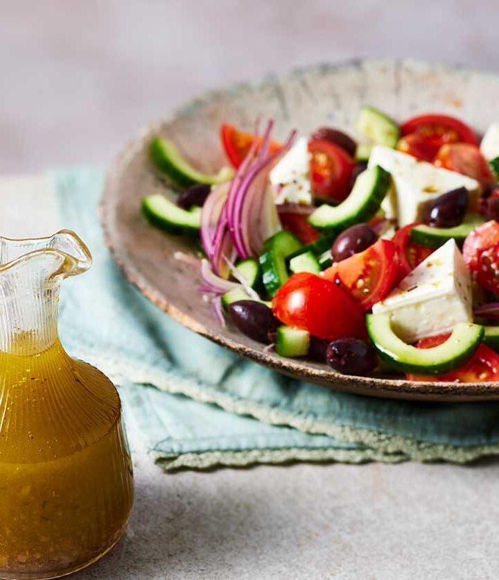 https://www.pontalo.net - Greek-style salad dressing