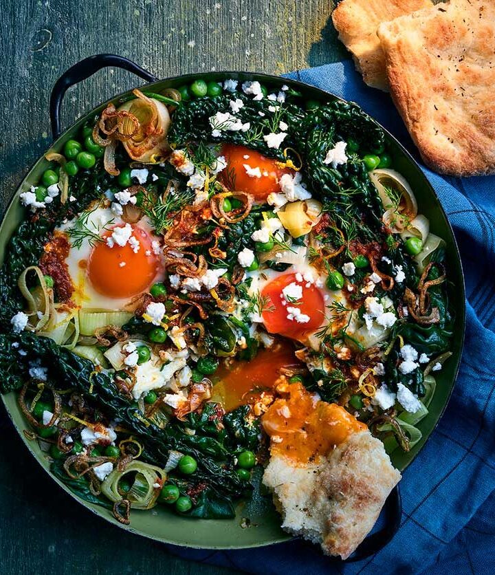 https://www.pontalo.net - Green shakshuka with harissa & crispy shallots