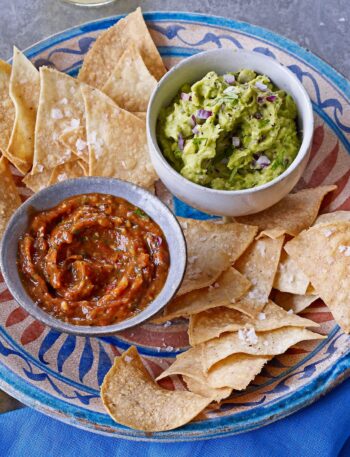 https://www.pontalo.net - Homemade tortilla chips with guacamole & charred tomato salsa