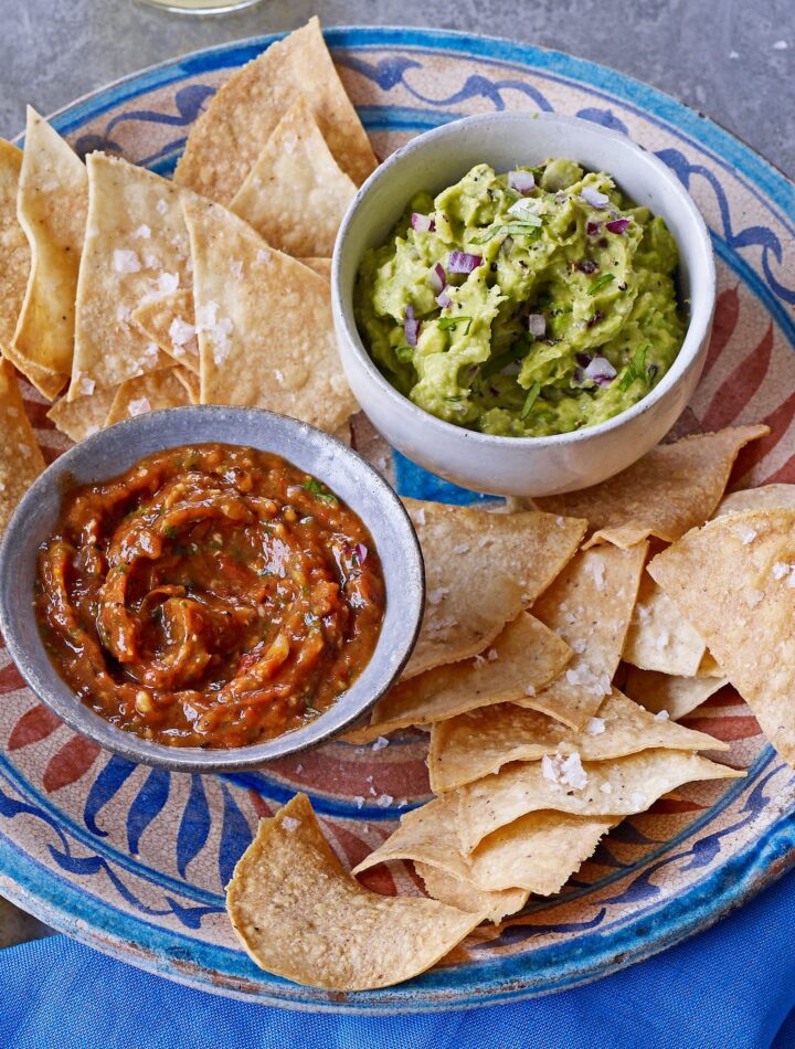 https://www.pontalo.net - Homemade tortilla chips with guacamole & charred tomato salsa