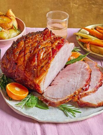 https://www.pontalo.net - Hot honey-glazed gammon