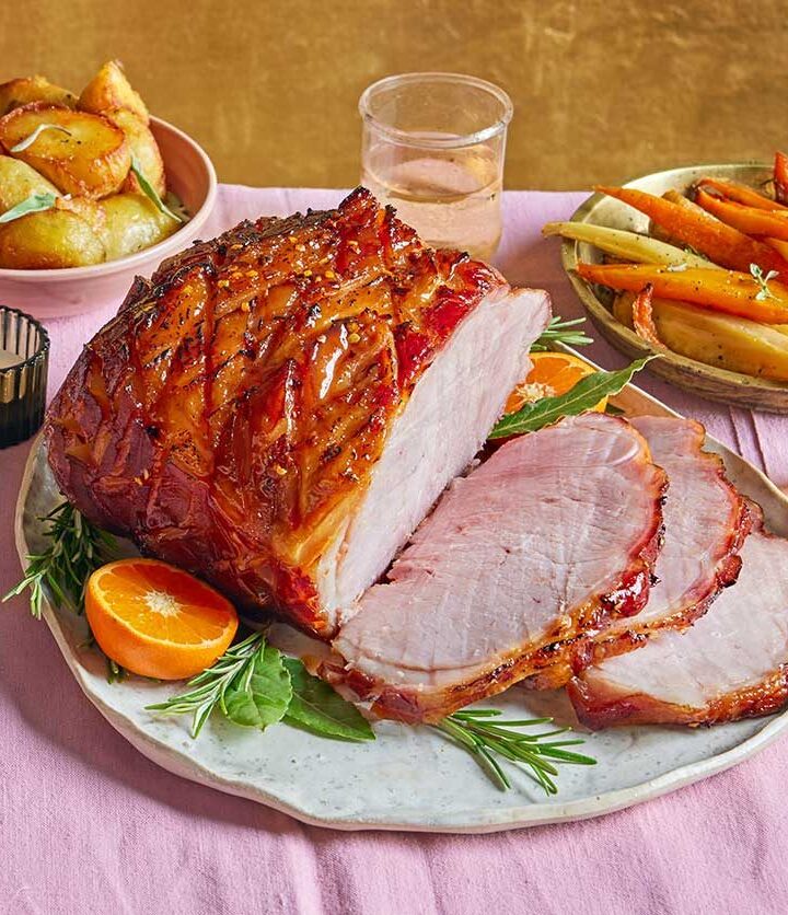 https://www.pontalo.net - Hot honey-glazed gammon