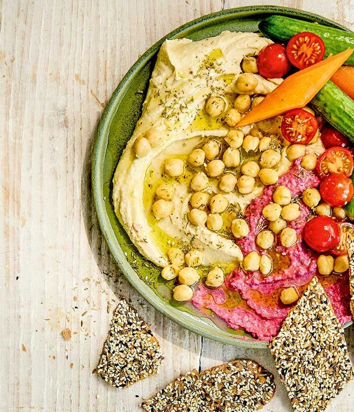 https://www.pontalo.net - Rainbow hummus plate