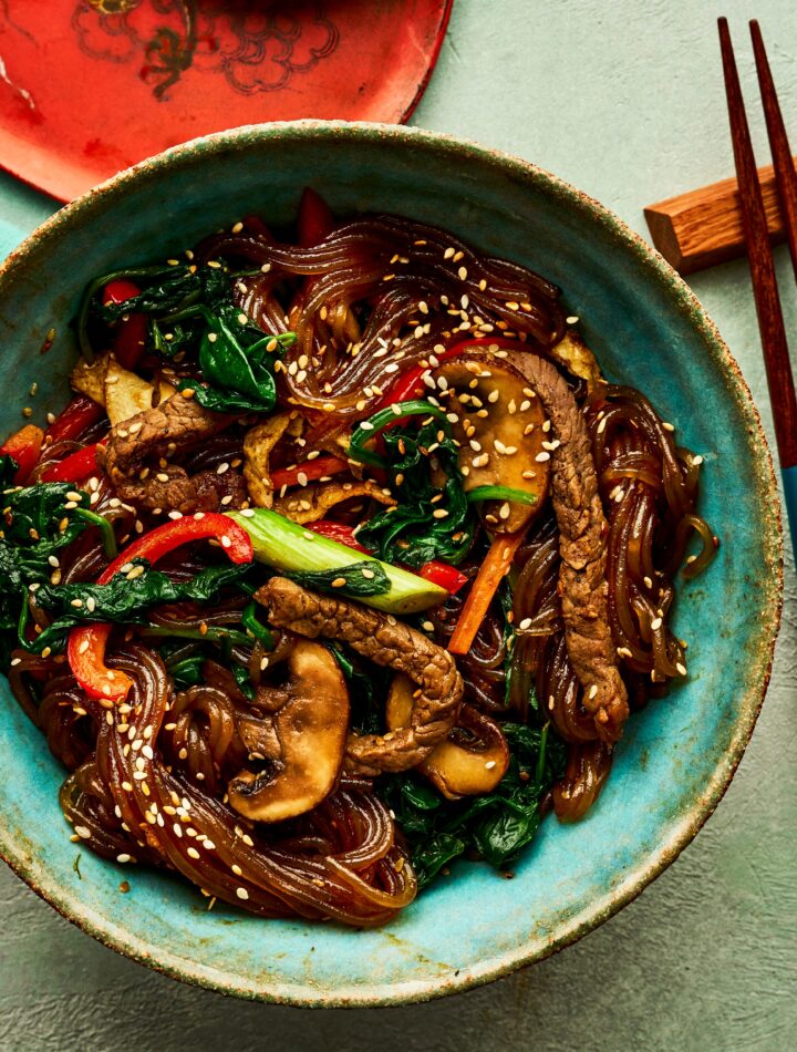 https://www.pontalo.net - Japchae (stir fried noodles)