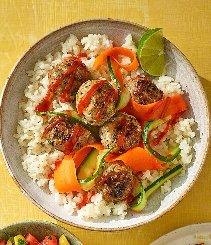 https://www.pontalo.net - Lemongrass & lime pork meatballs with pickled veg