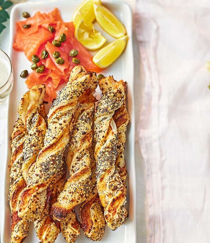 https://www.pontalo.net - Multi-seed cheese straws