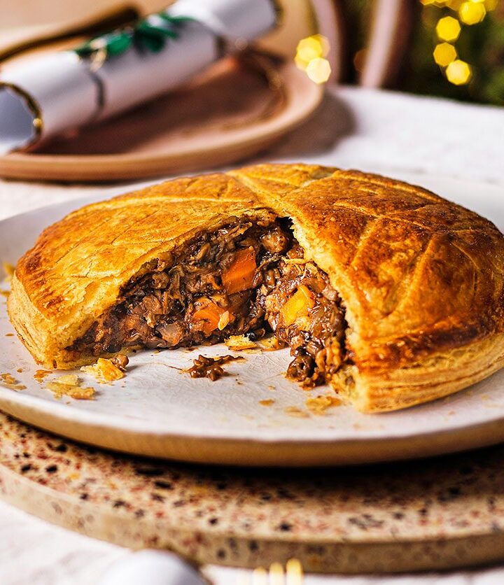 https://www.pontalo.net - Mushroom bourguignon pithivier