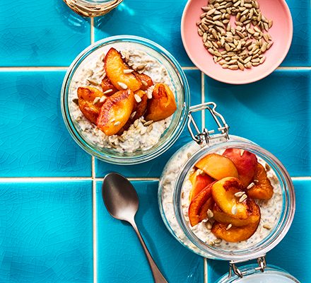 https://www.pontalo.net - Overnight oats with apricots & yogurt