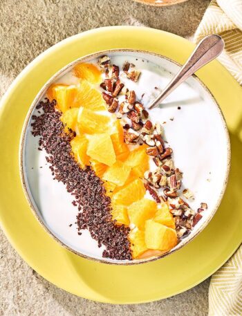 https://www.pontalo.net - Orange & dark chocolate yogurt bowls