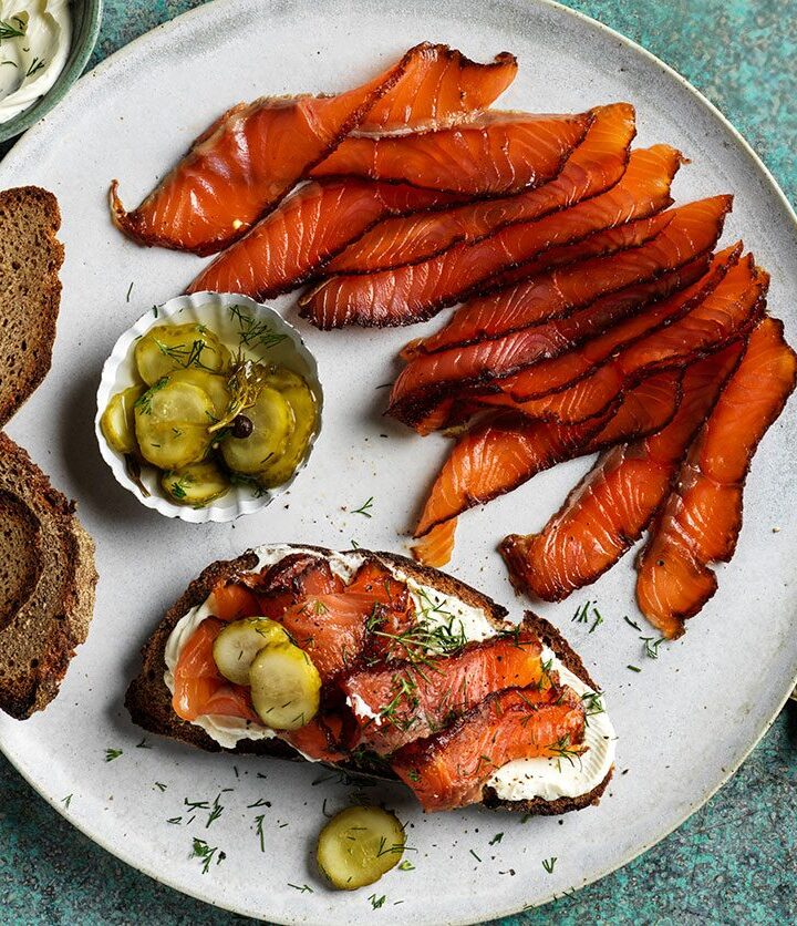 https://www.pontalo.net - Pastrami-cured salmon