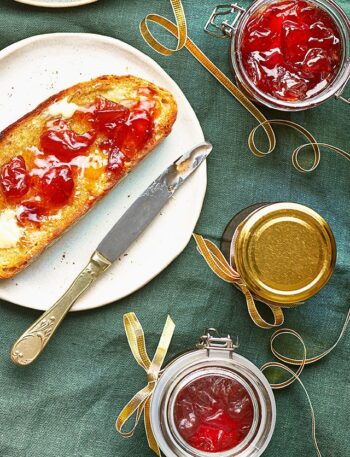 https://www.pontalo.net - Peach & cardamom jam