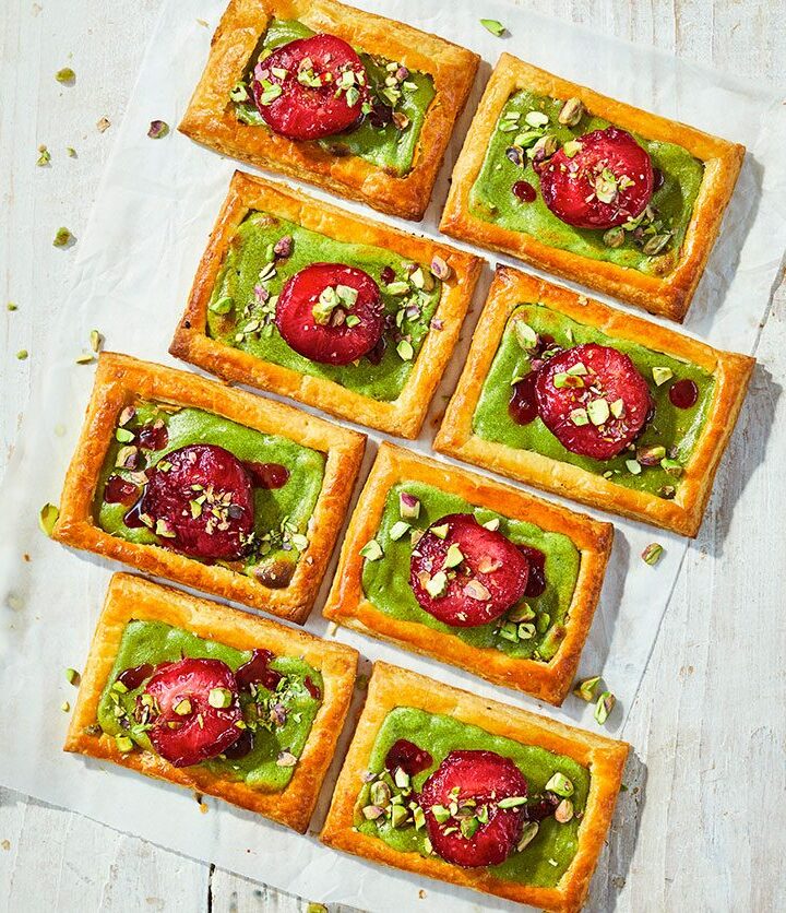 https://www.pontalo.net - Roasted plum & pistachio custard pastries