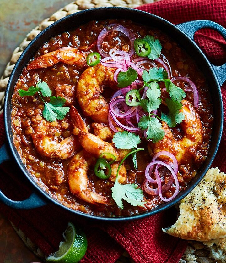 https://www.pontalo.net - One-pot prawn & lentil curry