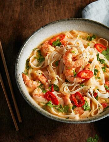 https://www.pontalo.net - Microwave prawn laksa noodle soup