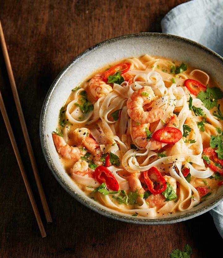 https://www.pontalo.net - Microwave prawn laksa noodle soup