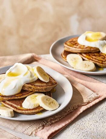 https://www.pontalo.net - Protein pancakes with banana