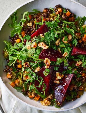 https://www.pontalo.net - Puy lentil salad with beetroot & walnuts