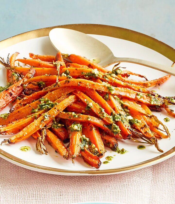 https://www.pontalo.net - Roasted carrots with basil pesto