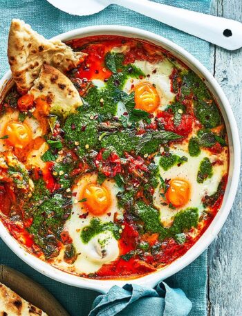 https://www.pontalo.net - Salsa verde baked eggs