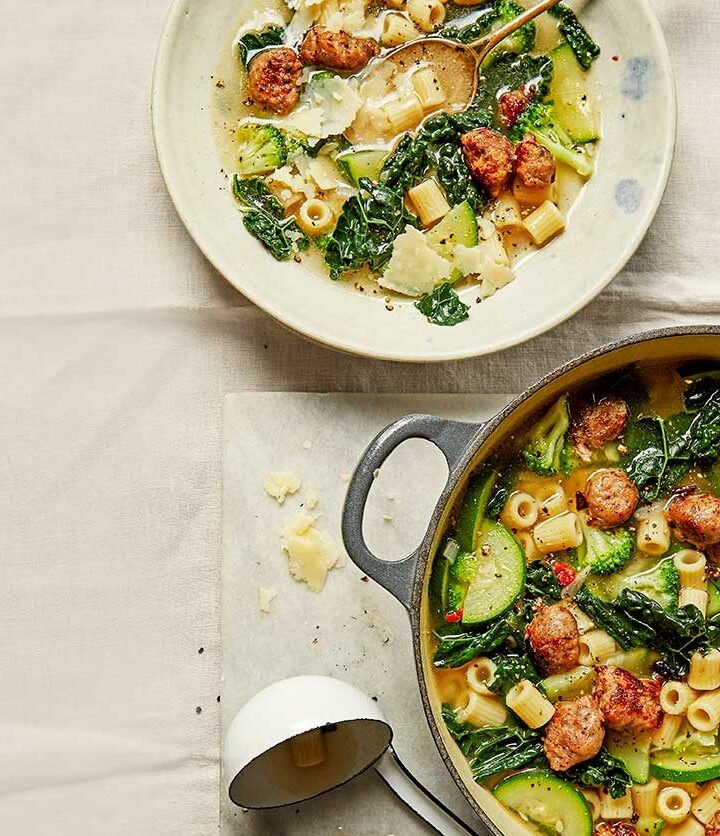 https://www.pontalo.net - Sausage & kale minestrone